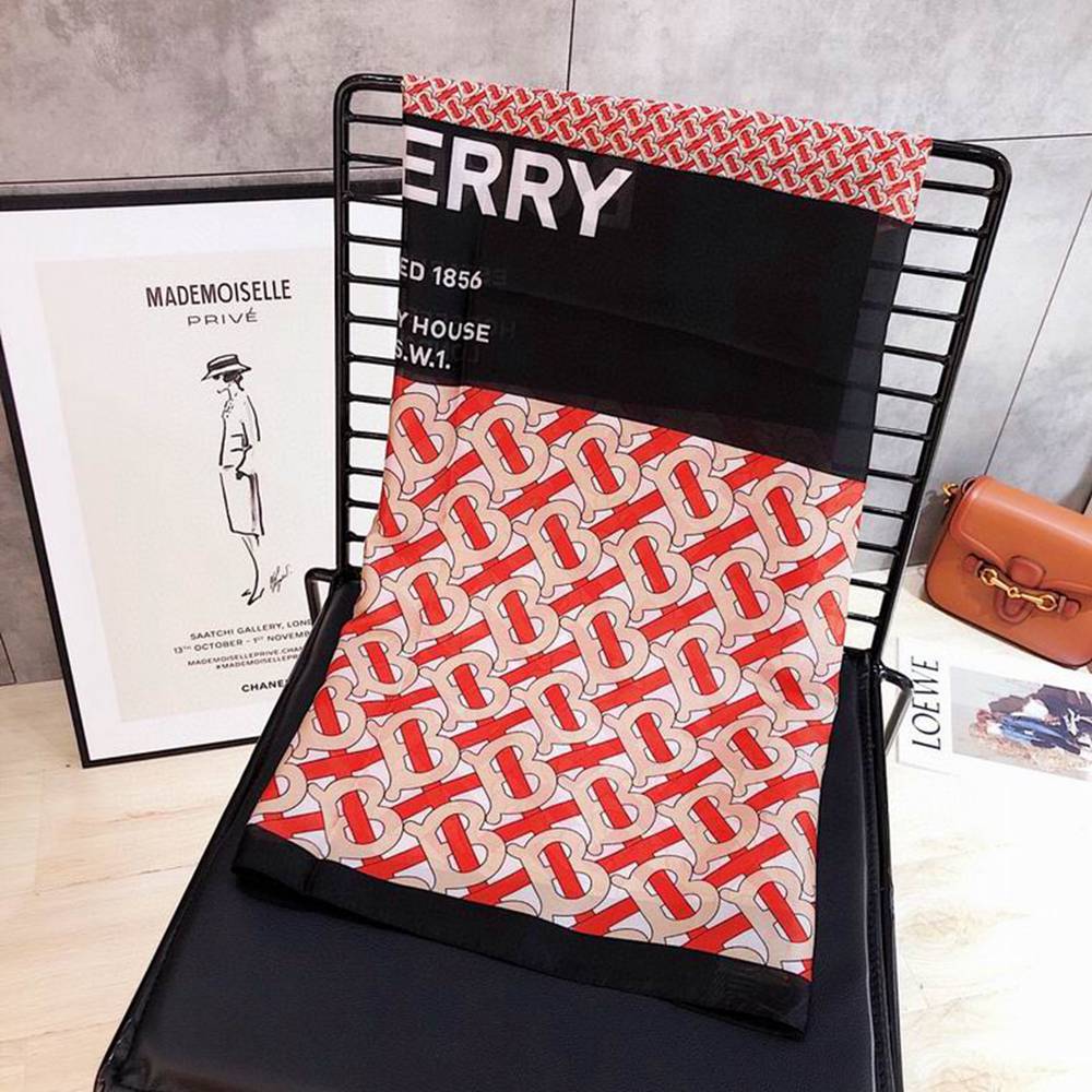 B**rry scarf